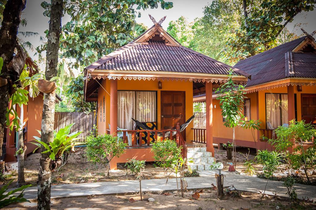 Lanta Pearl Beach Resort Koh Lanta Exterior foto